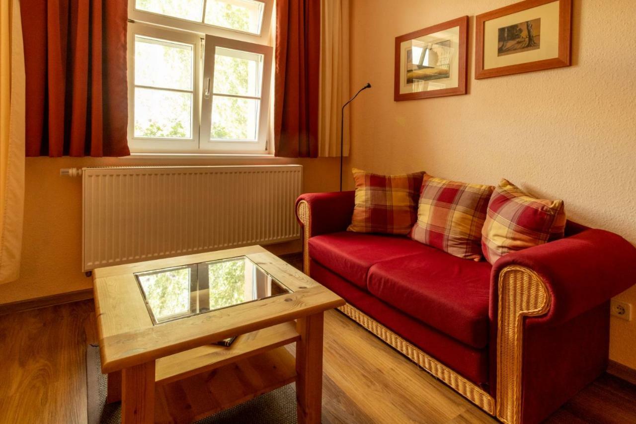 Gutshaus Von Bismarck Apartment An der Schmucke Luaran gambar